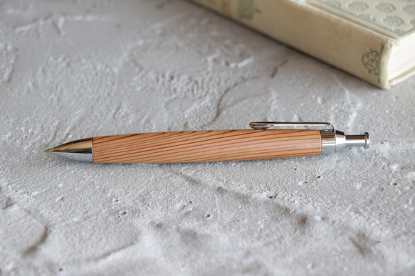 「日本の自然の象徴 屋久杉 ヤクスギ Pencil 0.5mm」木軸 シャープペン Viriditas 銘木 ペン 6枚目の画像