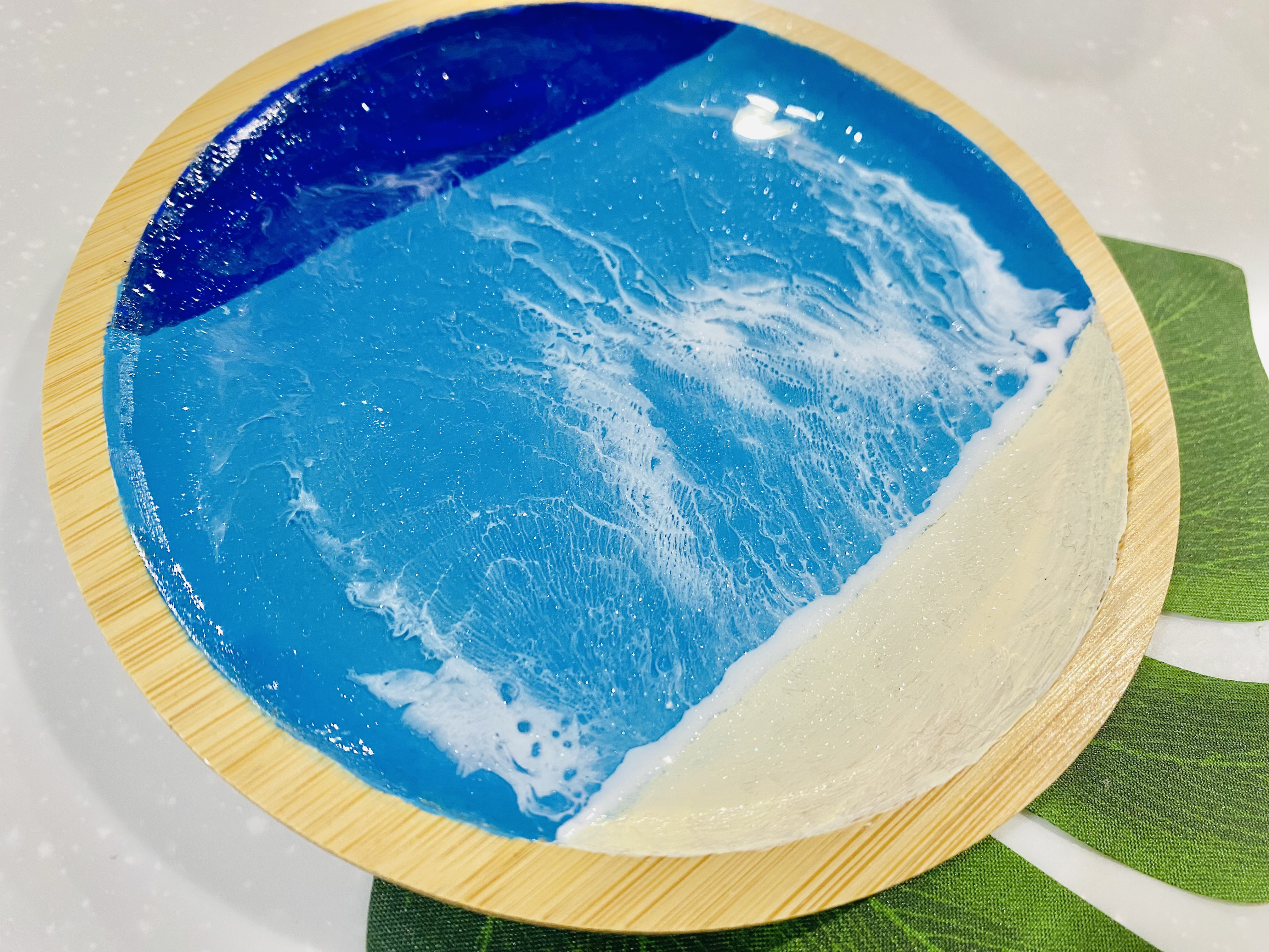 オーシャンレジンアート 波アート お皿(turquoise blue) その他アート