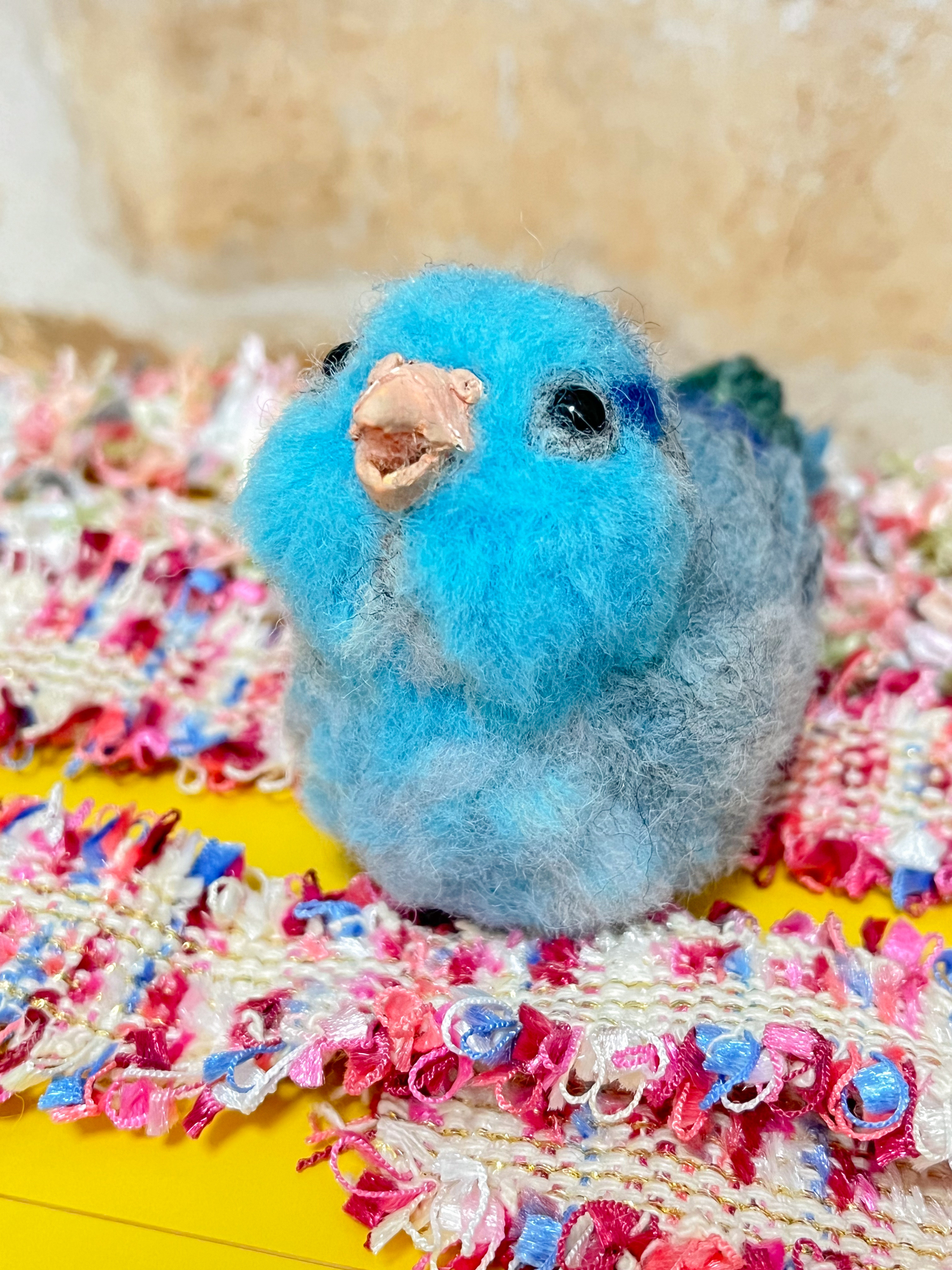 羊毛フェルト インコ マメルリハ 手乗りサイズ
