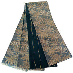 *和服布* 由染色大島和立湧紬製成的成人平子腰帶，半寬。長435cm。 第9張的照片