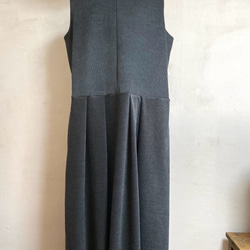 《大きいサイズ》コーデュロイのベーシックなジャンパースカート ＬＬ　１３号 チャコールグレー 14枚目の画像