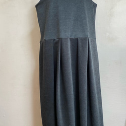 《大きいサイズ》コーデュロイのベーシックなジャンパースカート ＬＬ　１３号 チャコールグレー 4枚目の画像