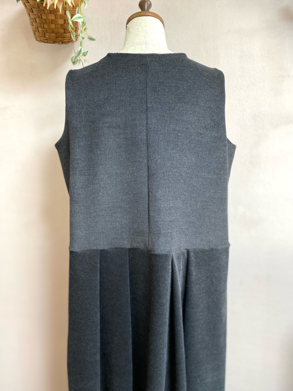 《大きいサイズ》コーデュロイのベーシックなジャンパースカート ＬＬ　１３号 チャコールグレー 16枚目の画像