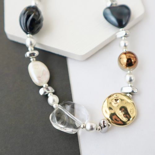 大ぶりビーズのゴツゴツネックレス《 silver 》 ネックレス