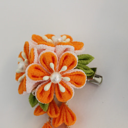 ぎゅっと小花を集めたミニクリップ　オレンジ 2枚目の画像