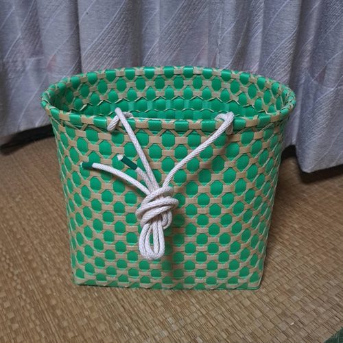 PPバンドかご(模様編み ハケゴ 大)、収穫カゴ、a-緑-べ かごバッグ amu