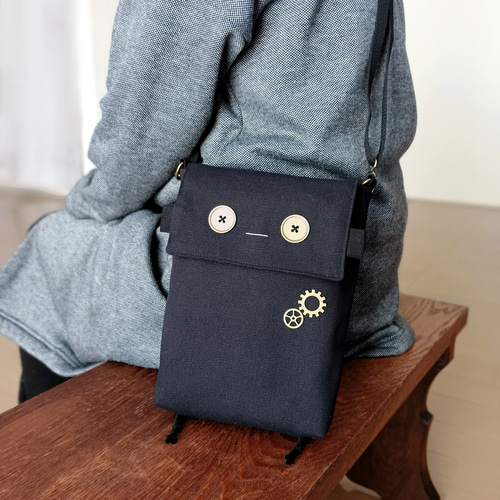ロボchiの相棒ショルダーバッグ!丨ロボット 個性的バッグ黒