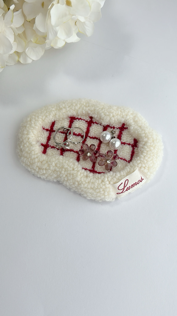 毛糸のアクセサリートレイ＊チェック＊韓国風＊なみなみ＊ウェーブ