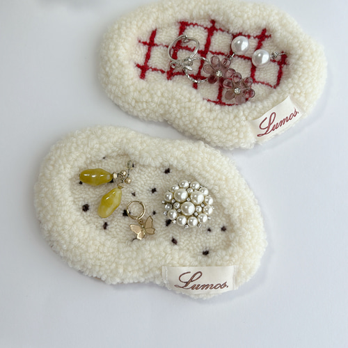 毛糸のアクセサリートレイ＊チェック＊韓国風＊なみなみ＊ウェーブ