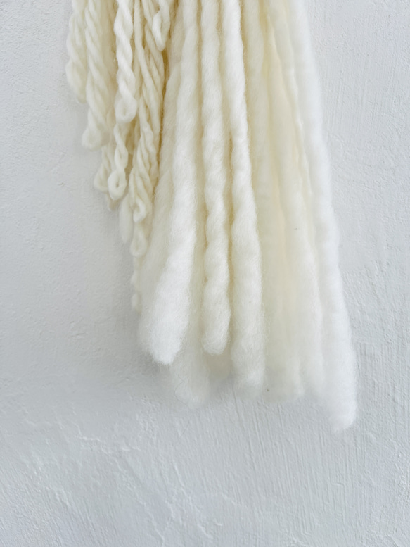 色んなホワイト羊毛のハンギング 5枚目の画像