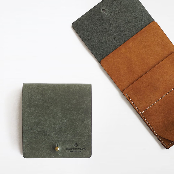 薄い 二つ折り財布【グリーン×ブラウン】 ブランド メンズ レディース 鍵 コンパクト 手縫い レザー 革 1枚目の画像