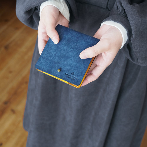 薄い 二つ折り財布【ネイビー×イエロー】 革 メンズ レディース