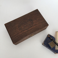 古い木箱　収納ボックス　ジュエリーボックス カリグラフィ 暮らしの道具 升目 飾り棚 仕分けボックス 2枚目の画像