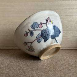秋海棠文ご飯茶碗 5枚目の画像