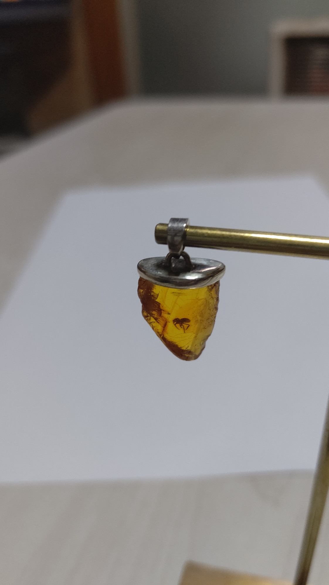 手作り、虫入り琥珀シルバーペンダントトップ