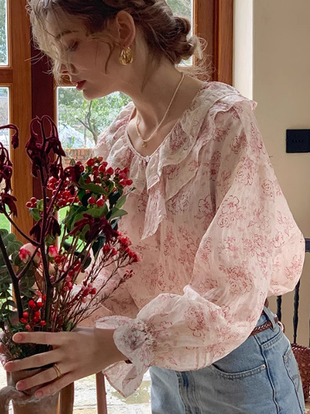 フリル襟　花柄ブラウス　長袖ブラウス