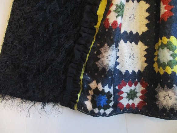 イタリア製　ルイジ　ベルガ　シルク絹１００％手編みモチーフプリント柄　フリンジケミカルレース　チュールフリル　スカート 15枚目の画像