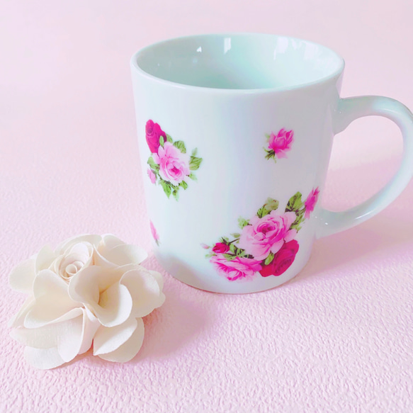 薔薇 ローズ マグカップ サイズ：M 食器 白い食器 コップ 花 バラ プレゼント 贈り物にもおすすめ 2枚目の画像