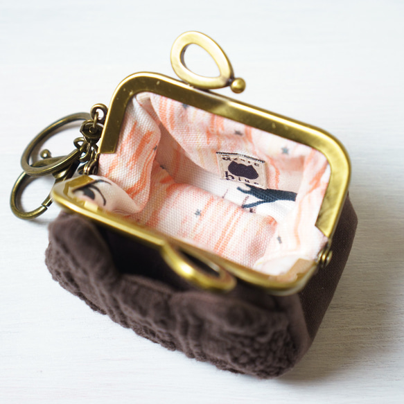 ミルクチョコ・アズネコ・ミニがま口ポーチ 4枚目の画像