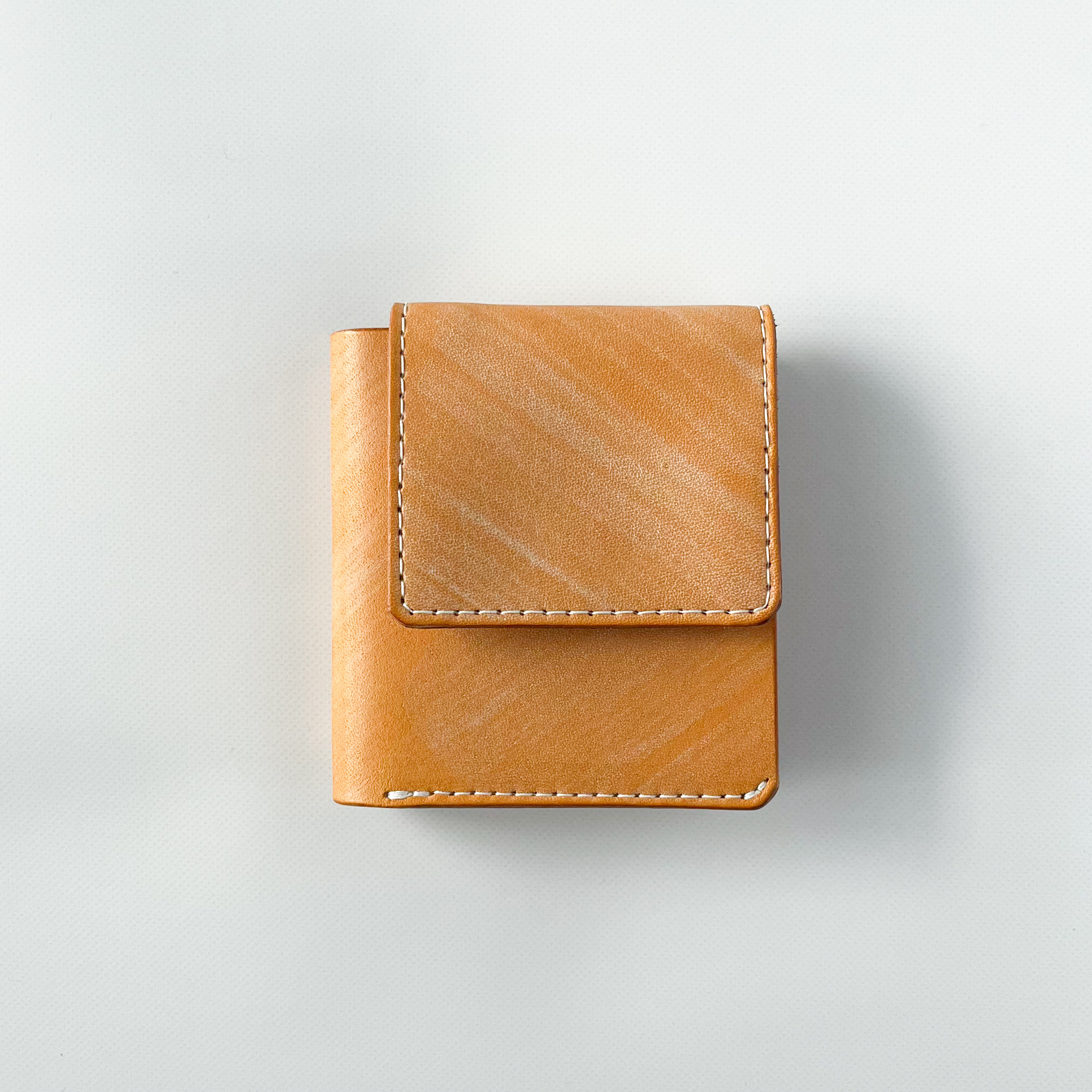 スマートウォレット(カラー：オーピメント)