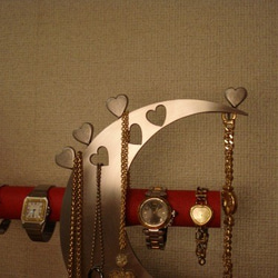 アクセサリースタンド　ラッピング　レッド指輪、ネックレス、腕時計三日月スタンド 2枚目の画像