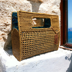 アタ ハンドバッグ　アタバッグ 天然素材 ラタン　伝統工芸　手編み　小物　カゴバッグ 長方形 2種類 バティック 1枚目の画像