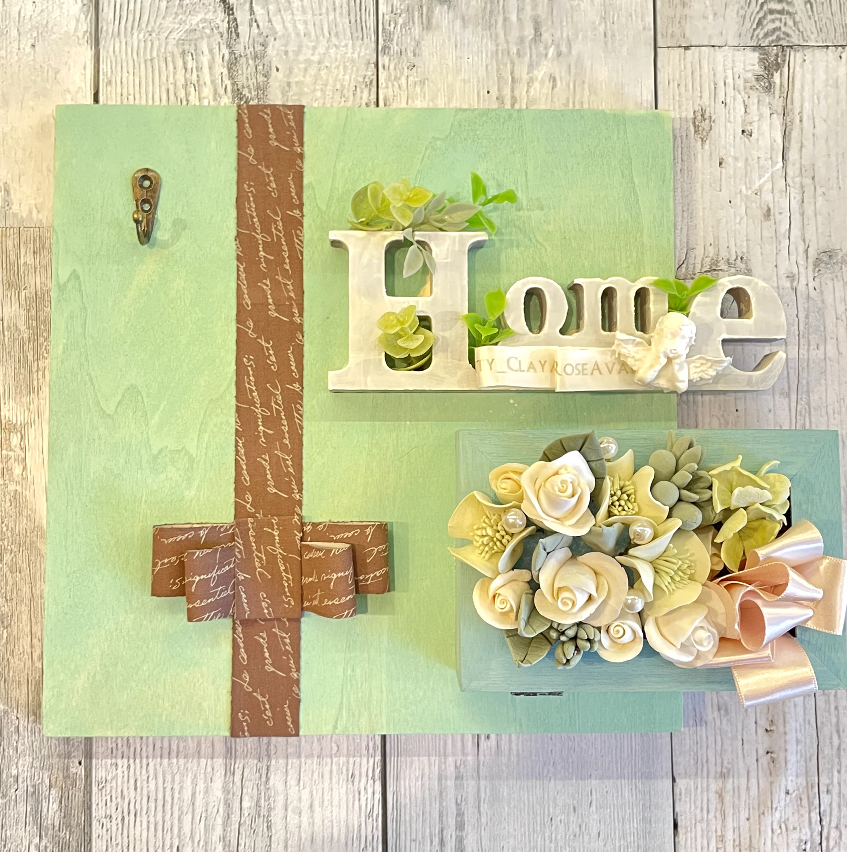 《ClayArt》ウォールデコレーション"HOME"with Keyフック 4,648円