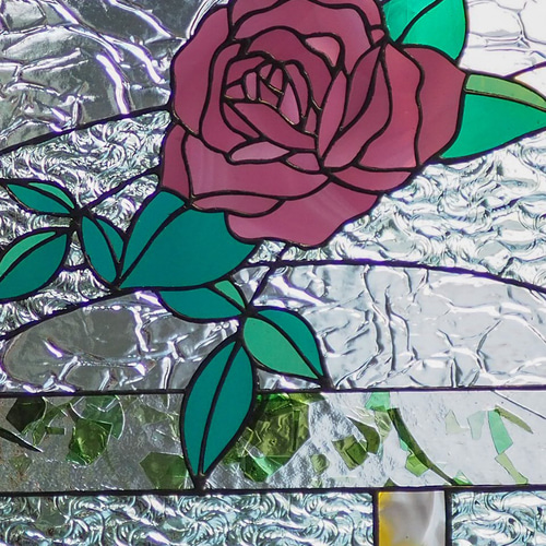 淡ピンクと赤薔薇のステンドグラスパネル インテリア・生活道具