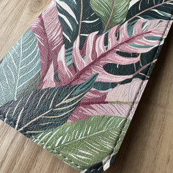【ベルトなし手帳型】TROPICAL LEAVES PINK &GREEN 手帳型スマホケース ハワイ 植物 ボタニカル 6枚目の画像