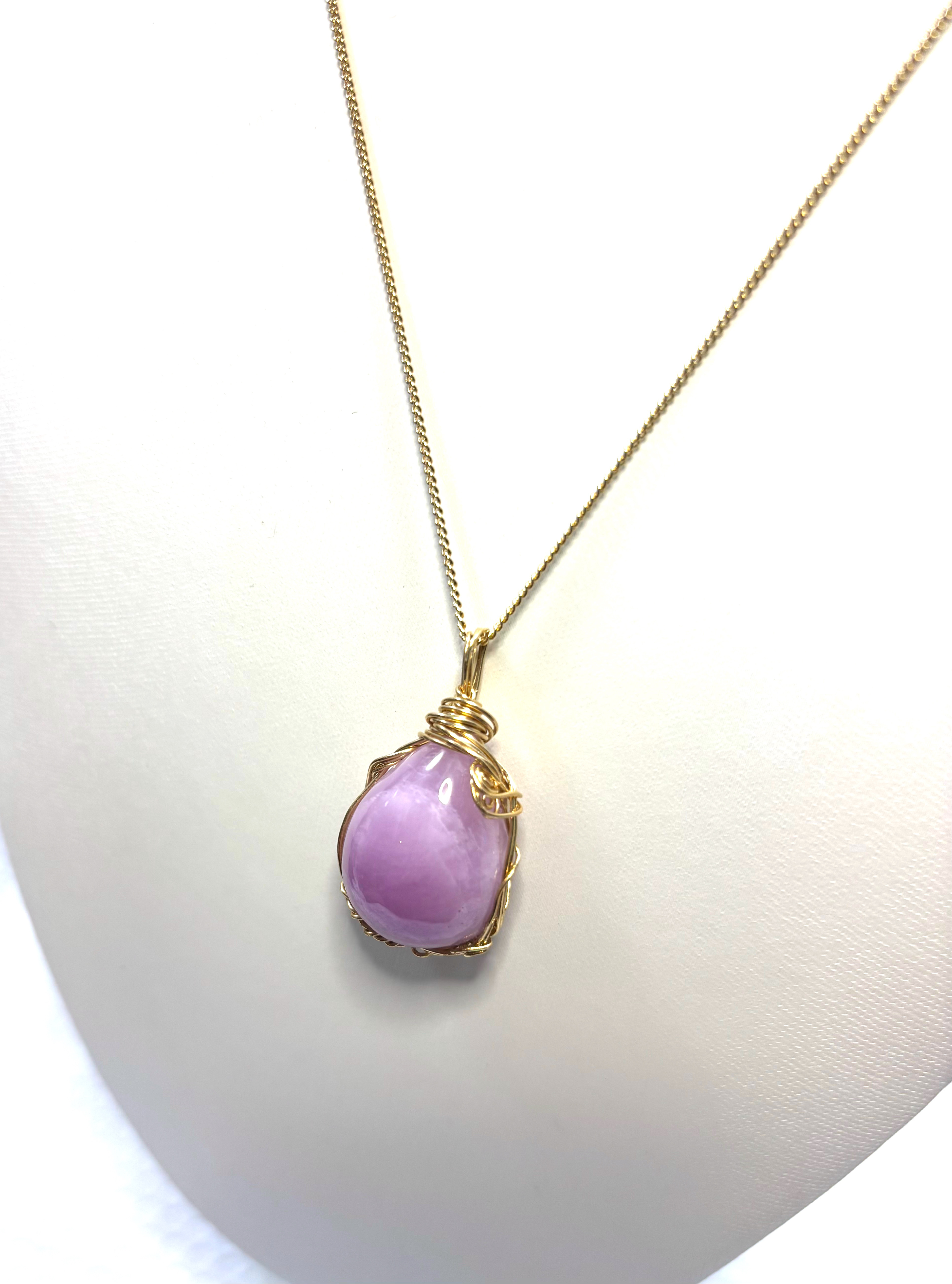 天然石 クンツァイト 14kgfペンダント（レターパックライト送料無料）