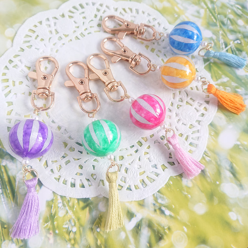 ハンドメイド　チャーム　★89 選べる5色 大きいビーズとタッセルのバッグチャーム【リフレクター