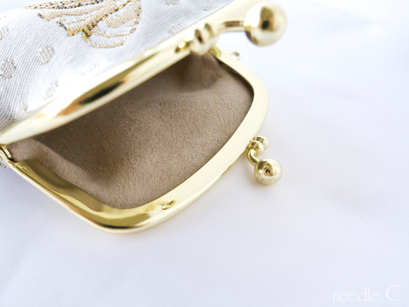 【再販新バージョン】蜂柄が可愛い　がま口ミニポーチ　アクセサリー入れ　コインケース　フランス製生地　ヴィンテージ風 4枚目の画像