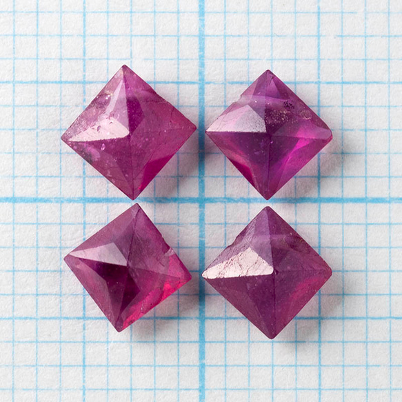 1粒売り　宝石質ルビーAAA-　ダイヤ　プリンセスカット5×5mm 3枚目の画像