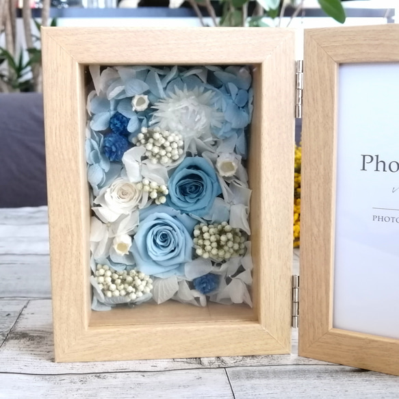 【贈り物に♪】プリザーブドフラワーのフォトフレームアレンジ(ブルー)　写真立て　ボックス　母の日　お祝い　プレゼント 3枚目の画像