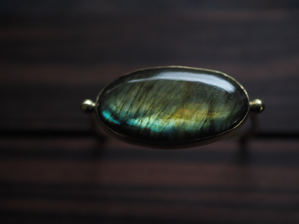 labradorite brass bangle (harusame) 3枚目の画像