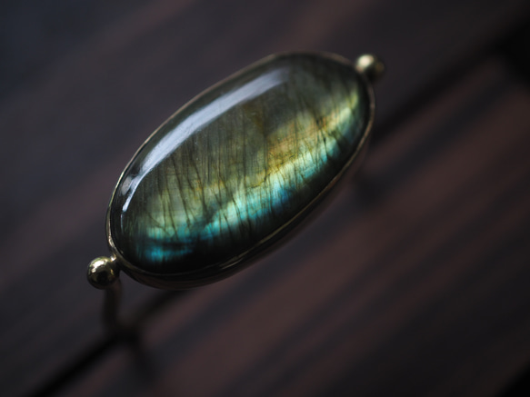 labradorite brass bangle (harusame) 5枚目の画像