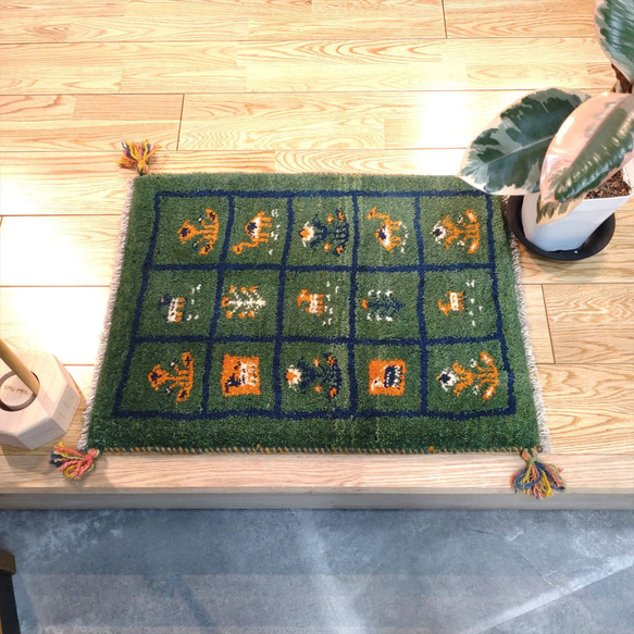 新規入荷】ペルシャ ギャッベ マット 47x60cm 緑色 パネル 生命の木 