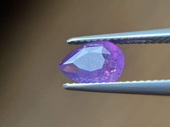 非加熱天然パープルサファイアルース 1.30ct  Natural unheated purple Sapphire 1枚目の画像