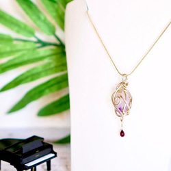 オーラソーマのボトルをネックレスに… ネックレス・ペンダント 貴石の