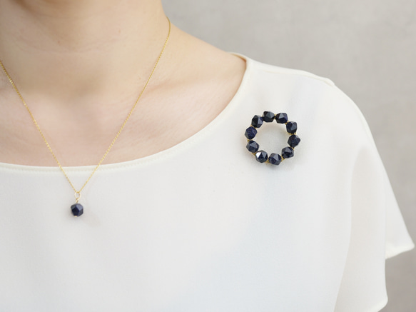 【ブローチ・Sサイズ(M、Lに変更可能)】満点の星空 天の川 宇宙の結晶・ブルーゴールドストーン リース 11枚目の画像