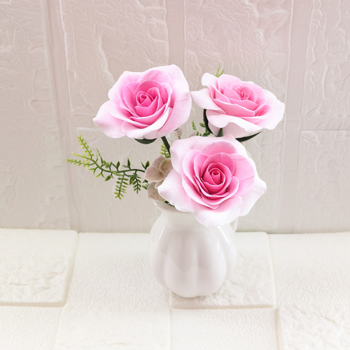 クレイフラワー❀おしゃれなピンクのバラ♪お手入れ不要 枯れない