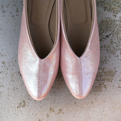 【溫柔的色彩！ ] Lamé 淺粉紅真皮高跟鞋❄︎日本製❄︎ 第2張的照片