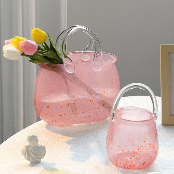桜色 ピンクの手提げ花瓶 1枚目の画像