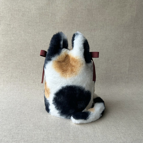 骨壺カバー　猫ポーチ　三毛猫 お耳つき》三毛猫ファーの骨壷カバー/3寸3.5寸4寸5寸6寸7寸/しっぽ