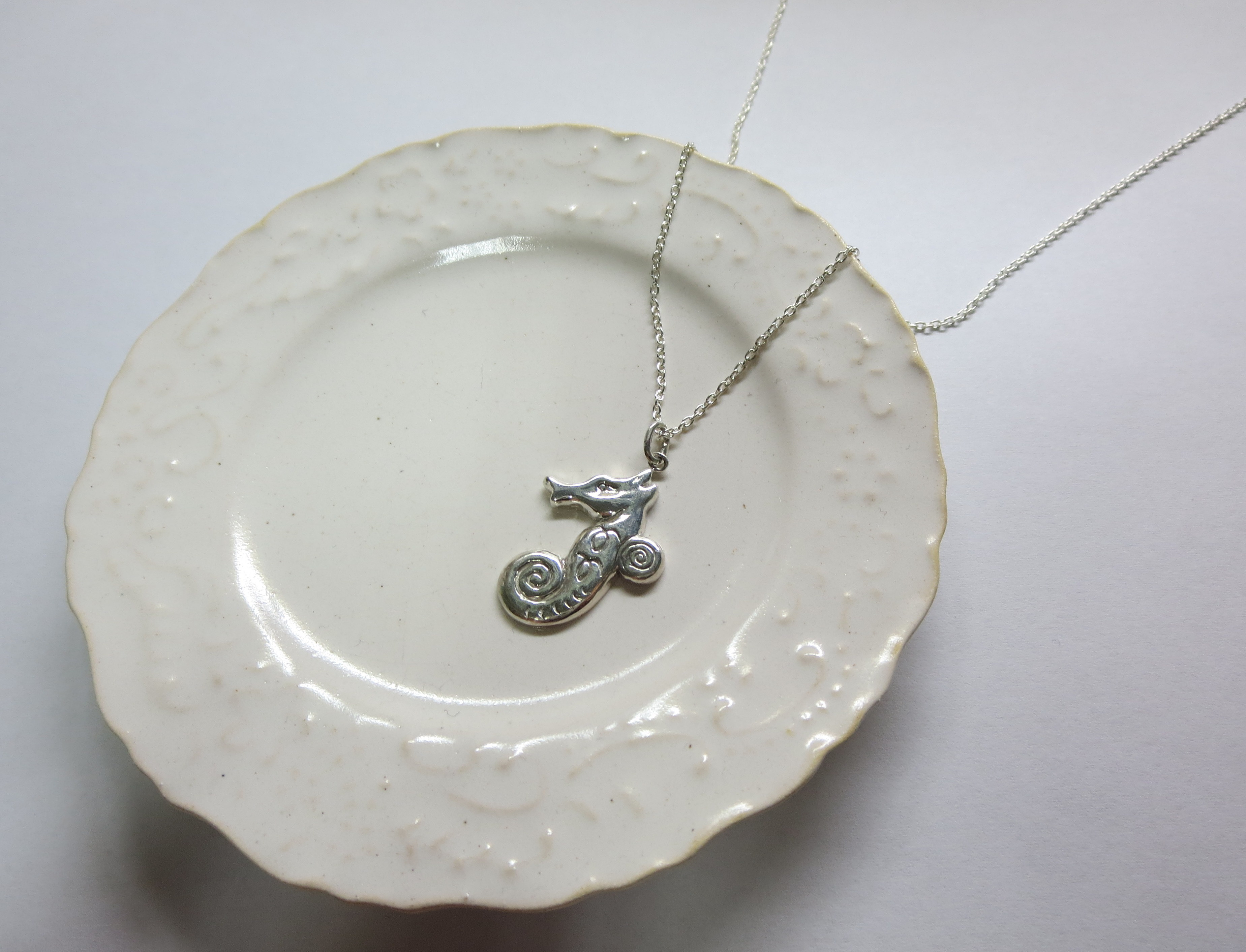 タツノオトシゴのシルバーペンダント