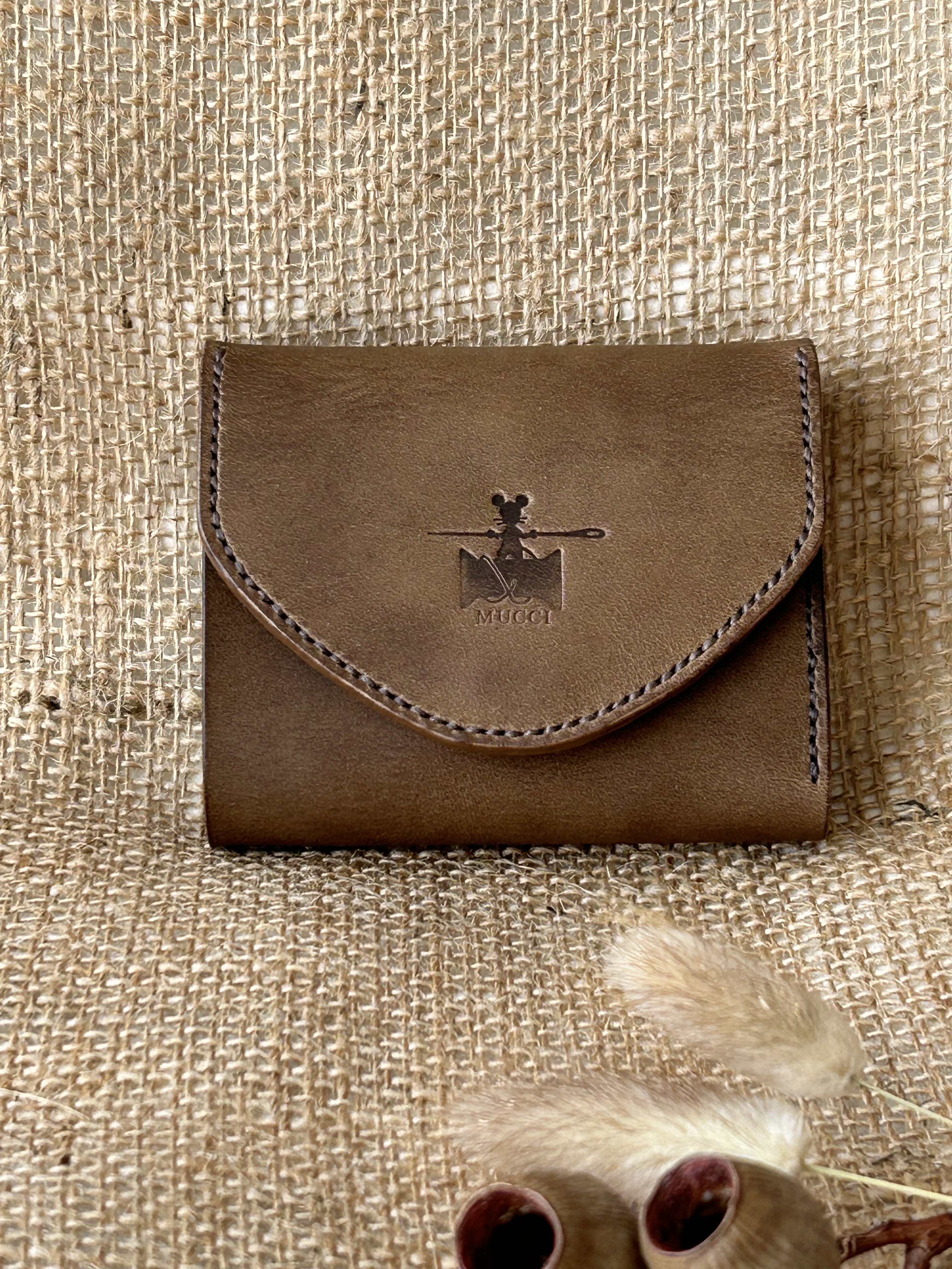 チョコレートみたいなコンパクト三つ折り財布 5,600円