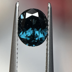 天然石コバルトスピネル　1.38ct ネオンブルー深海の青いNatural Cobalt Spinel 1枚目の画像