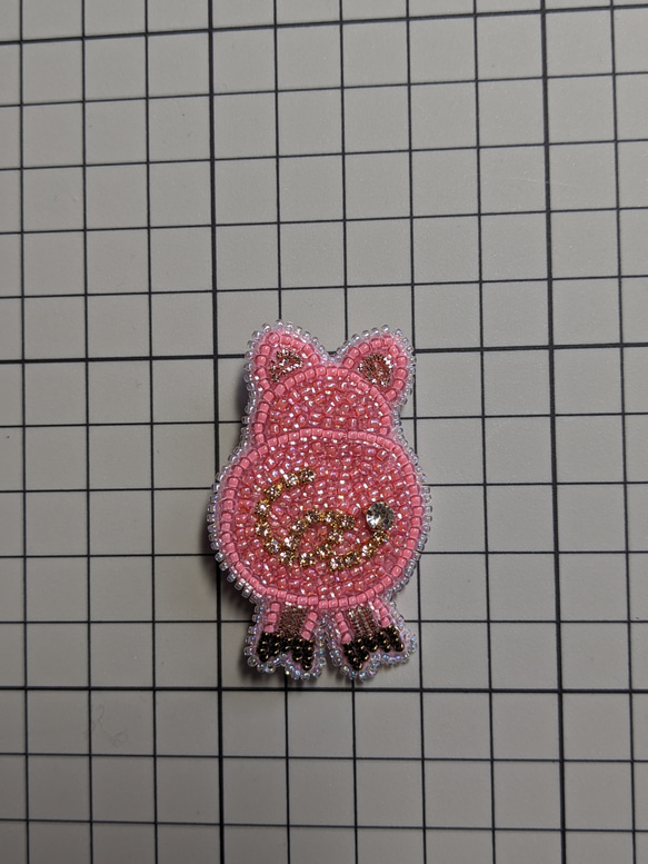 ぶたのしっぽ　ピンク　ビーズ刺繍ブローチ　 10枚目の画像