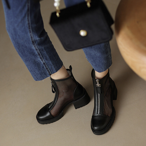 ☆24春夏新作☆本革 オリジナル商品 夏でも履けるブーツ サンダル