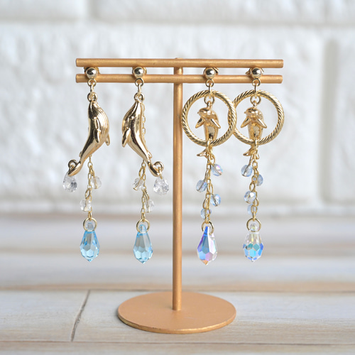 bleaching whale】鯨 ピアス/イヤリング ピアス（スタッド・一粒